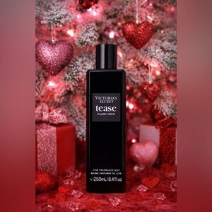 VICTORIA'S SECRET Tease Candy Noir Mist 8.4 oz